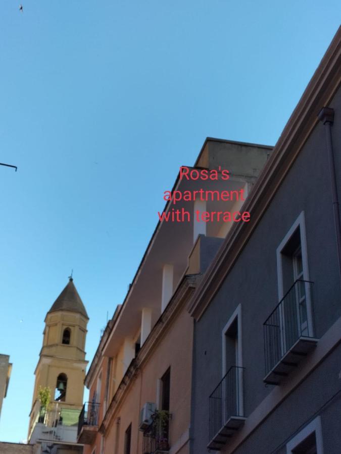 Rosa'S Apartment With Terrace Cagliari Ngoại thất bức ảnh